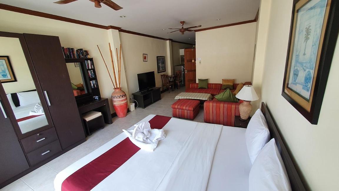 Patong Karlssons Hotel 外观 照片
